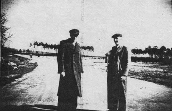 Okolice Stąporkowa - po przejściu frontu w styczniu 1945 roku. Fotografie udostępnili mieszkańcy Stąporkowa