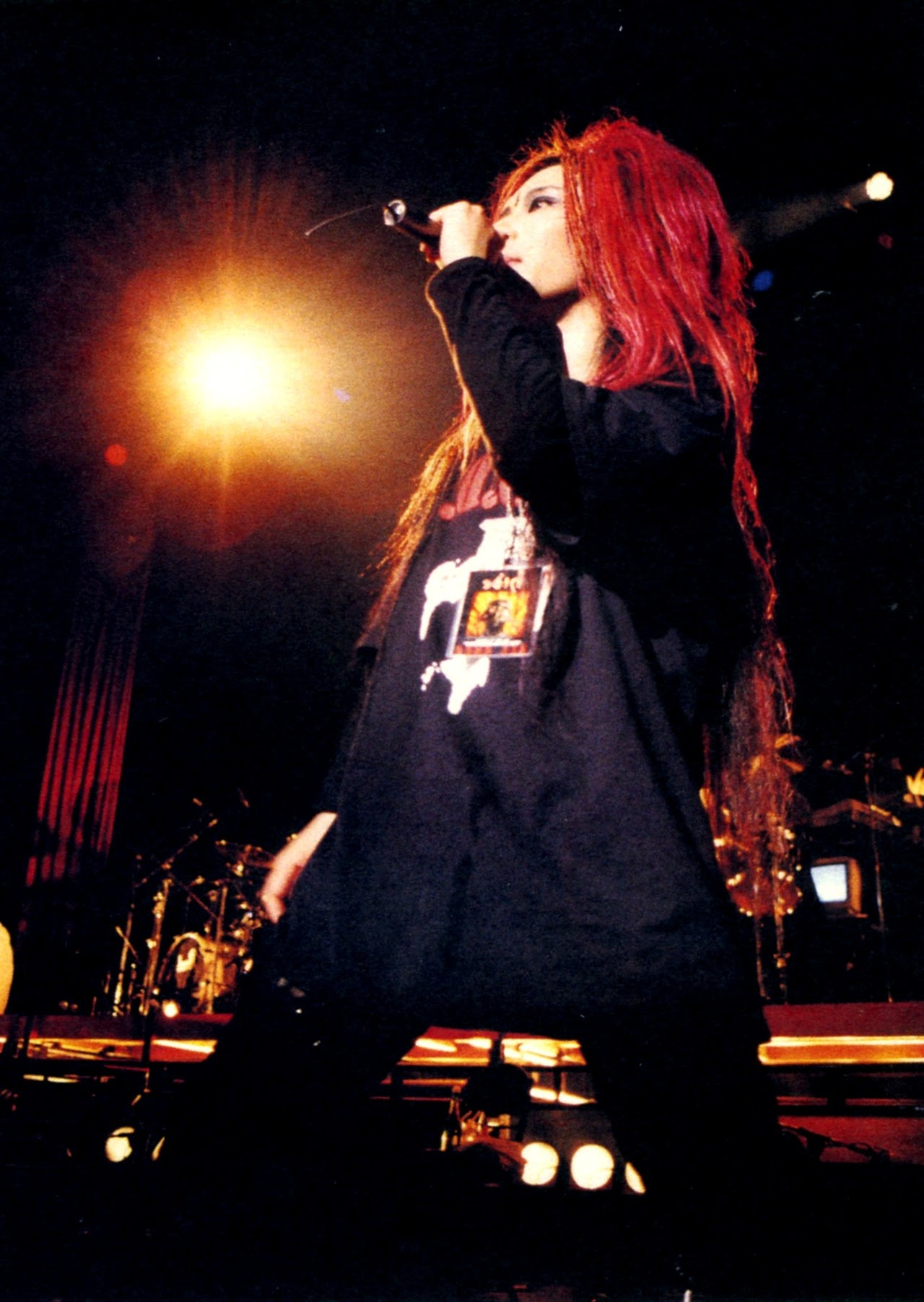 Hide Wallpaper