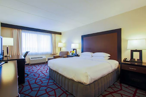 Hotel «DoubleTree by Hilton Hotel Chicago - Alsip», reviews and photos, 5000 W 127th St, Alsip, IL 60803, USA