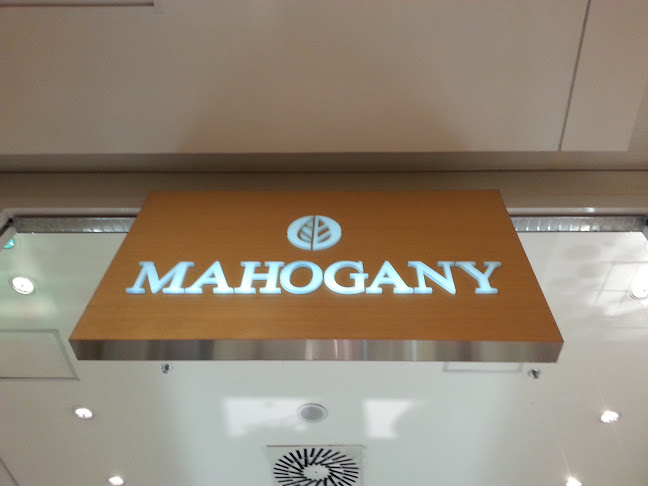 Mahogany - Carrefour Champagnat - Loja