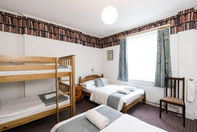 Reviews of St. Athans Hotel in London - Hotel