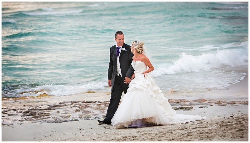 wedding photography on the beach photo Cyprus wedding photographer-Phil Lynch Photographer 037.jpg
