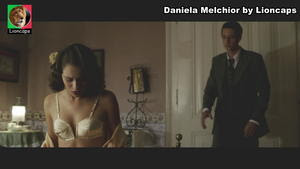 Daniela Melchior sensual no filme Parque Meyer