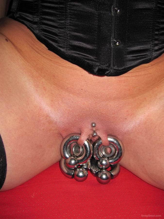 Extreme Pussy Piercing - Pics Of Pussy Piercings | xPornxxvl