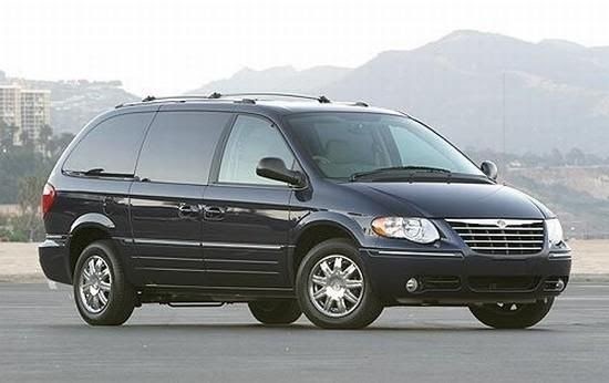 2005 Chrysler Town And Country Pictures