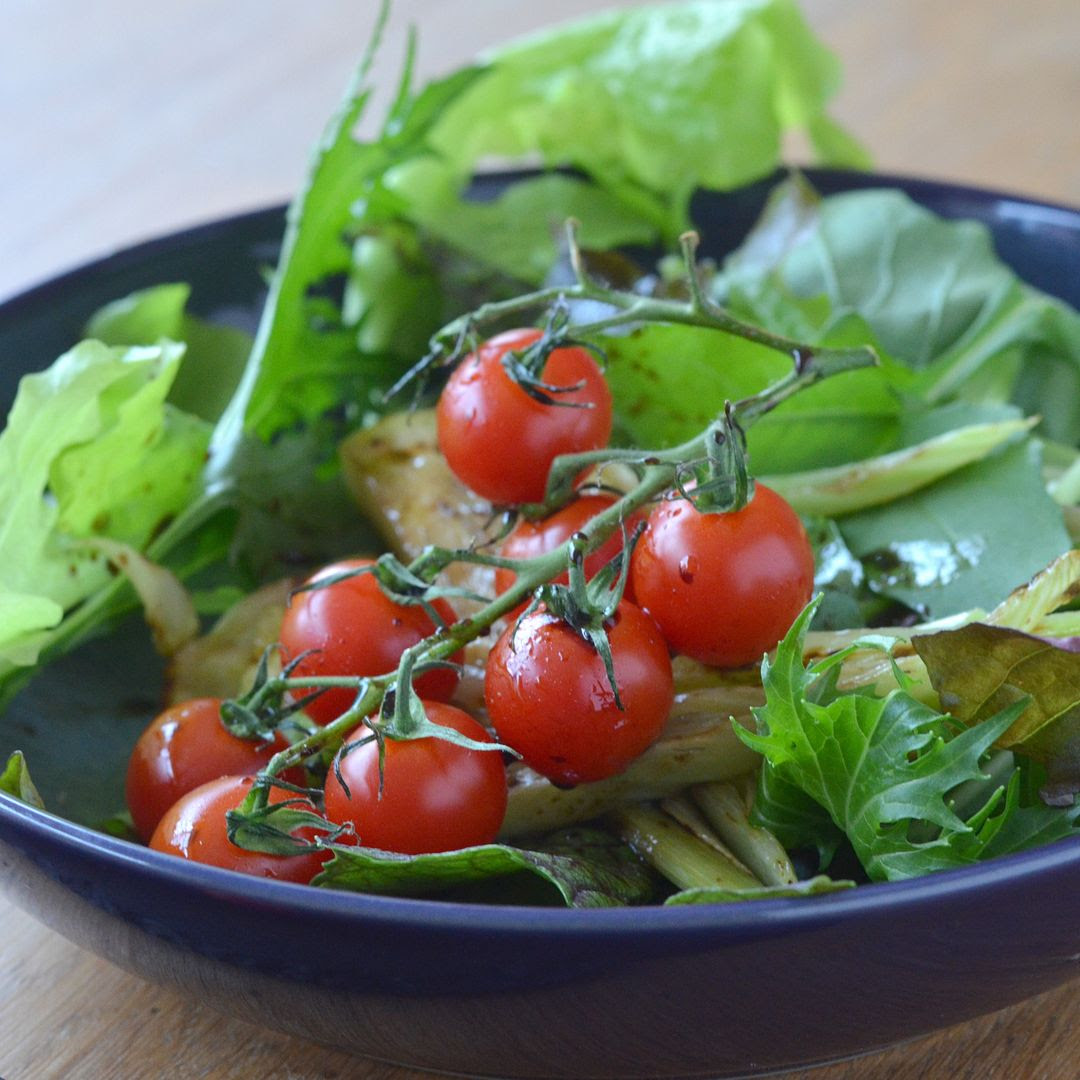 Garden Salad with Grilled Fennel, Tomato & Balsamic
