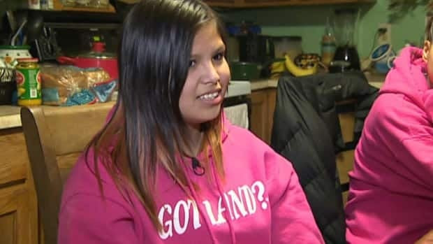 1st Nation schoolgirl told not to wear 'Got Land?' shirt