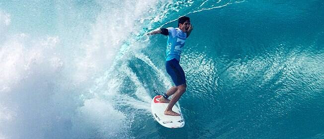 Gabriel Medina ganha o primeiro Mundial de Surfe para o Brasil