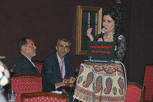 Poonepoone4 Poonepoone4
