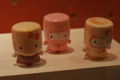Hello Kitty Art Show - Hello Kitty Three Apples Party