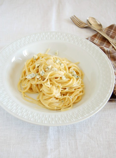 Spaghetti with gorgonzola / Espaguete com gorgonzola