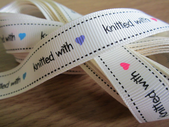Knitty ribbon 001