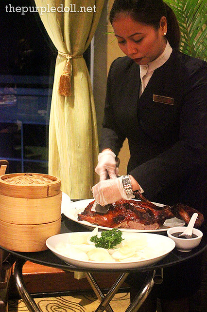 Prepping the Peking Duck at Xin Tian Di