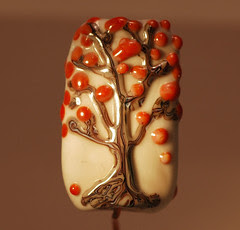 grey skies tree bead