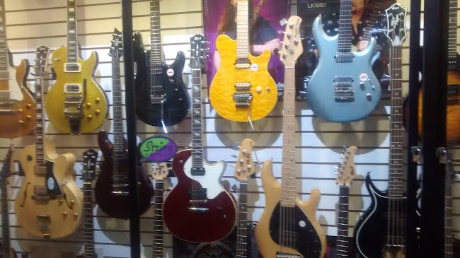 Solo Música - Tienda de instrumentos musicales