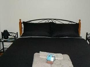 Gatekeepers Traditional Bed & Breakfast Bright