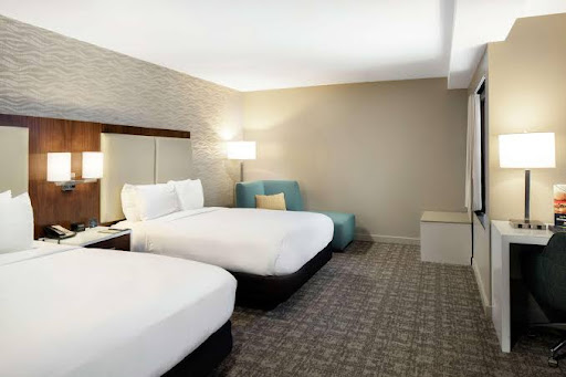 Hotel «DoubleTree by Hilton Hotel Monrovia - Pasadena Area», reviews and photos, 924 W Huntington Dr, Monrovia, CA 91016, USA