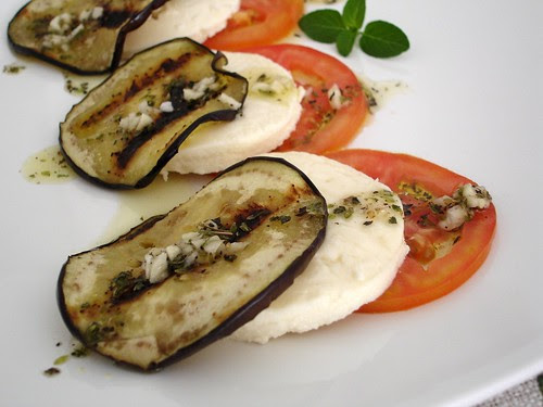 Tomato, Minas cheese and eggplant salad