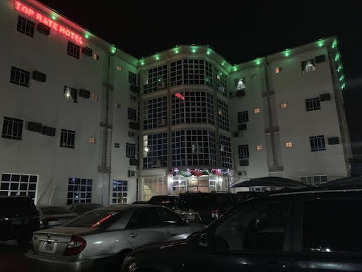 Toprate Luxury Hotel, 5 Chiddi Akurunwa Street, Off Portharcourt Rd, 100000, Owerri, Nigeria, Outlet Mall, state Imo