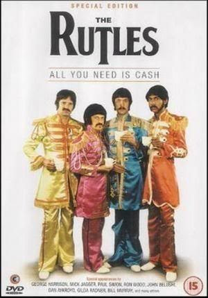 En las ropas del Sgt. Rutle's Only Darts Club Band