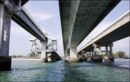 Passing under the bridge