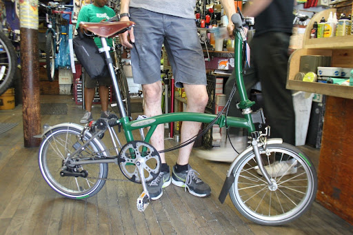 Bicycle Repair Shop «Broadway Bicycle School», reviews and photos, 351 Broadway, Cambridge, MA 02139, USA