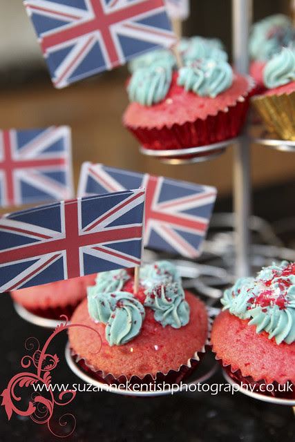 Cupcakes, royal wedding