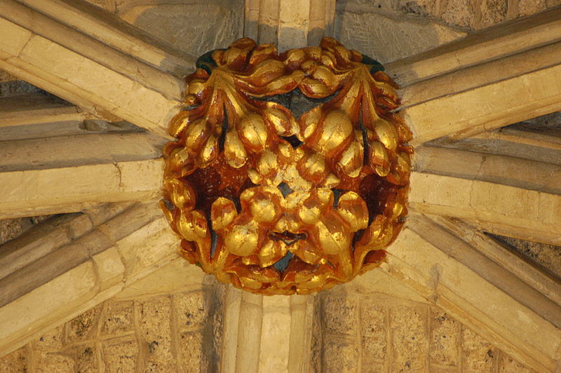 File:Ceiling boss in Malmesbury Abbey.jpg