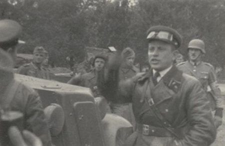 Sovieticii se saluta cu nazistii-5