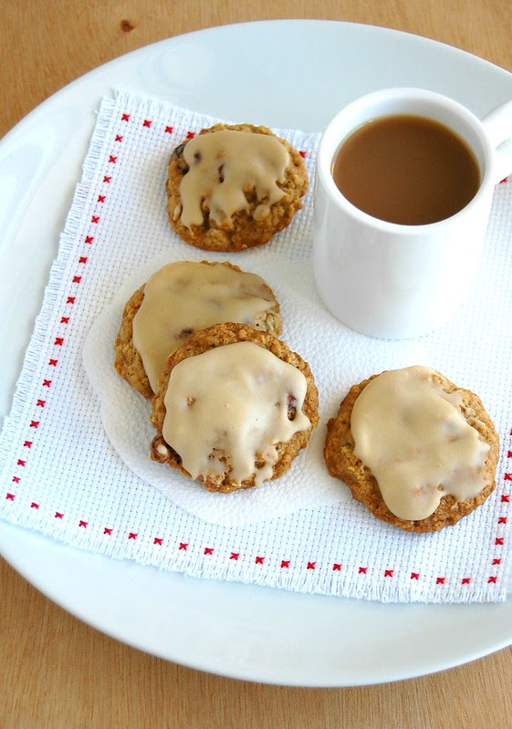 Oatmeal maple cookies / Cookies de aveia e xarope de bordo