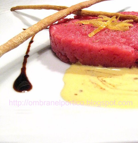 Battuta di fassona e salsa liquirizia-anice stellato