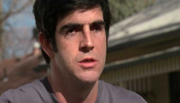 Inmate sues sheriff after gouging his own eyes