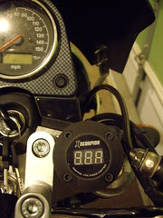 volt meter mounted on SV650