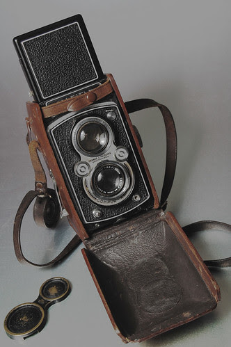 Rolleiflex Automat and leather case