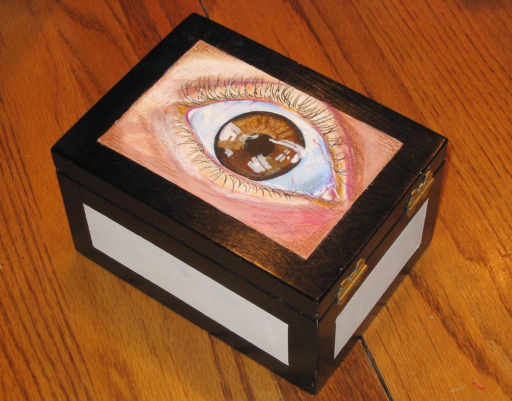 cigarboxeye