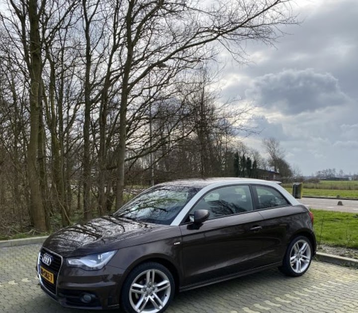 Audi A1 5 Deurs Zwart - englshtlaty