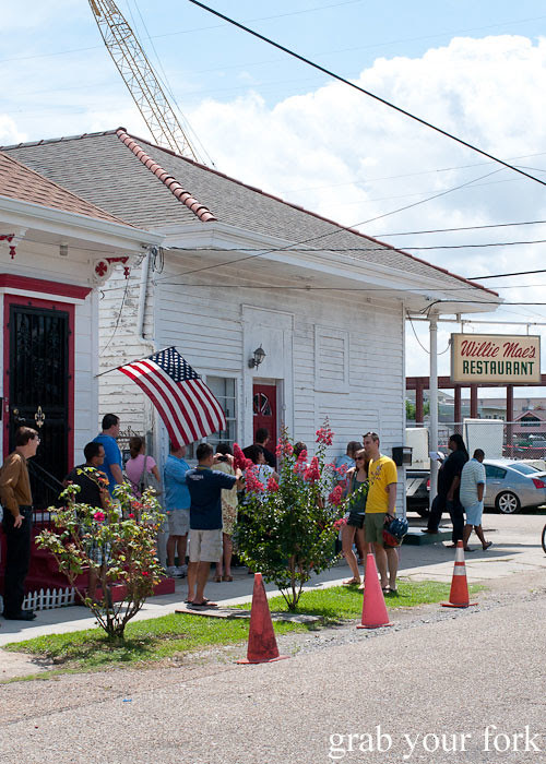 queue at willie mae's scotch house new orleans louisiana