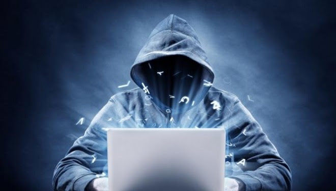 Un grup de hackeri vrea sa puna mana pe secrete din viata INTIMA a politicienilor. Cine a fost luat in vizor