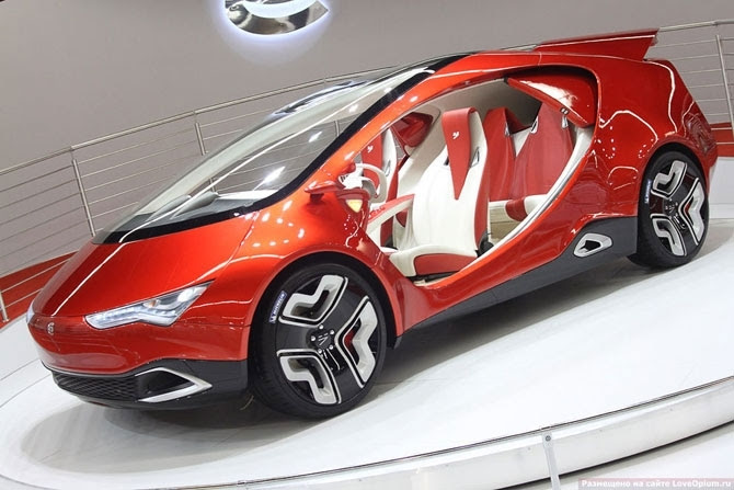 Deputy director of the project "E-mobility" in Strategic Marketing Dmitry Jarota Jarocin told that this machine applied solutions, which have no analogues in the world. In Frankfurt, the company wanted to demonstrate emotionally, that are capable of growing