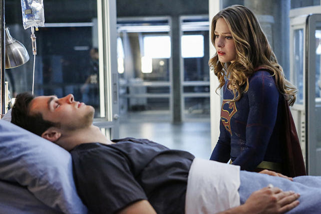 Image result for supergirl season 2 medusa review