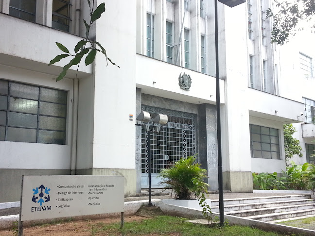 Avaliações sobre Escola Técnica Estadual Professor Agamemnon Magalhães em Recife - Escola