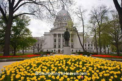 Spring at the State Capitol, Madison, Dane County, Wisconsin