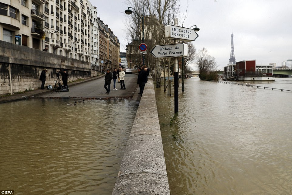 People living beside the Seine have been warned their wine cellars could be at risk from the flooding 