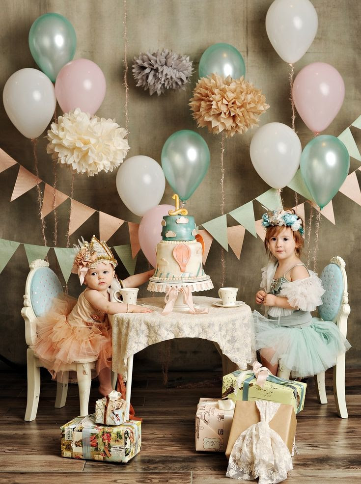 Im in love with this color scheme <3 I can do this with my two baby girls!!! YAY for girls!