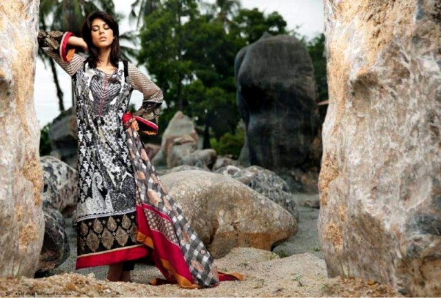Beautiful-Cute-Girls-Models-Wear-Summer-Eid-Dress-Collection-2014-by-Lakhani-Silk-Mills-5 Beautiful-Cute-Girls-Models-Wear-Summer-Eid-Dress-Collection-2013-Lakhani-Silk-Mills-5