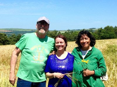 lesleyvisitsjune2015.jpg