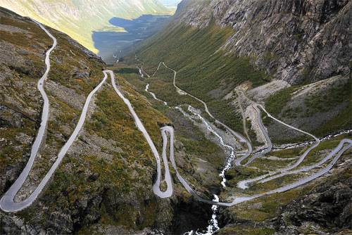 trollstigen-1.jpg