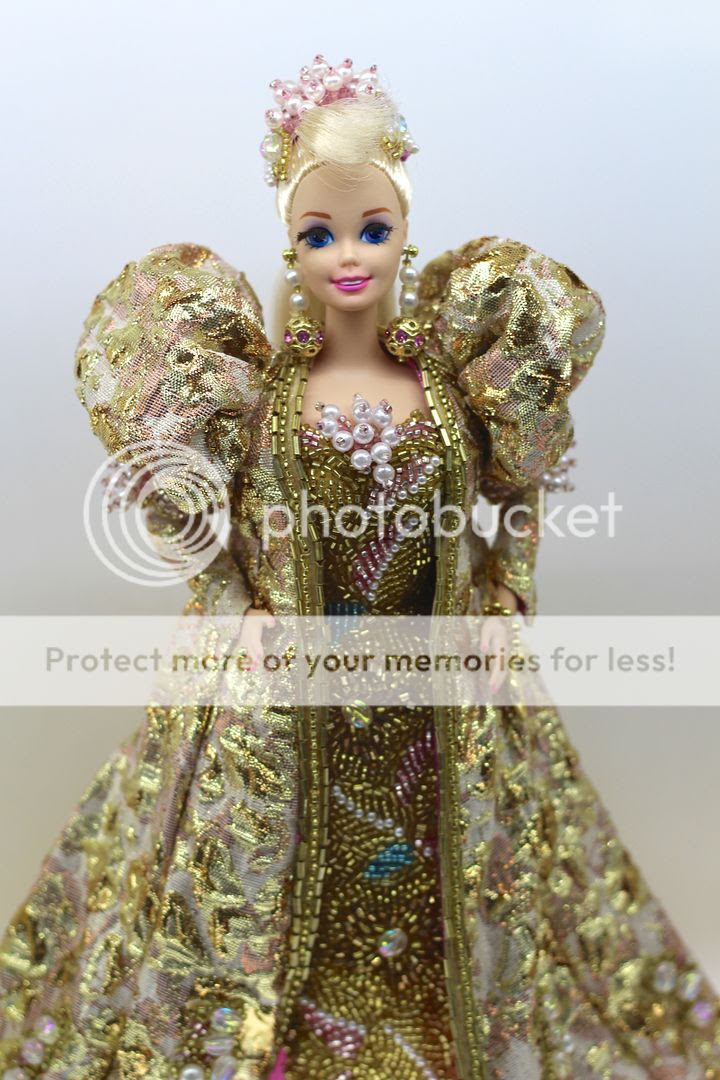 Barbie Expo montreal canada barbie dolls limited edition sanrio designer tarina tarantino louboutin tokidoki bob mackie