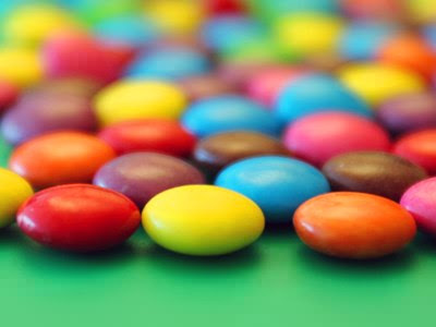 Candy 35 Piece Jigzone Jigsaw Puzzle - JigZone.com