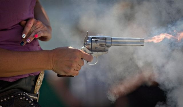 photo pb-130726-gunslingers-ps4photoblog900.jpg